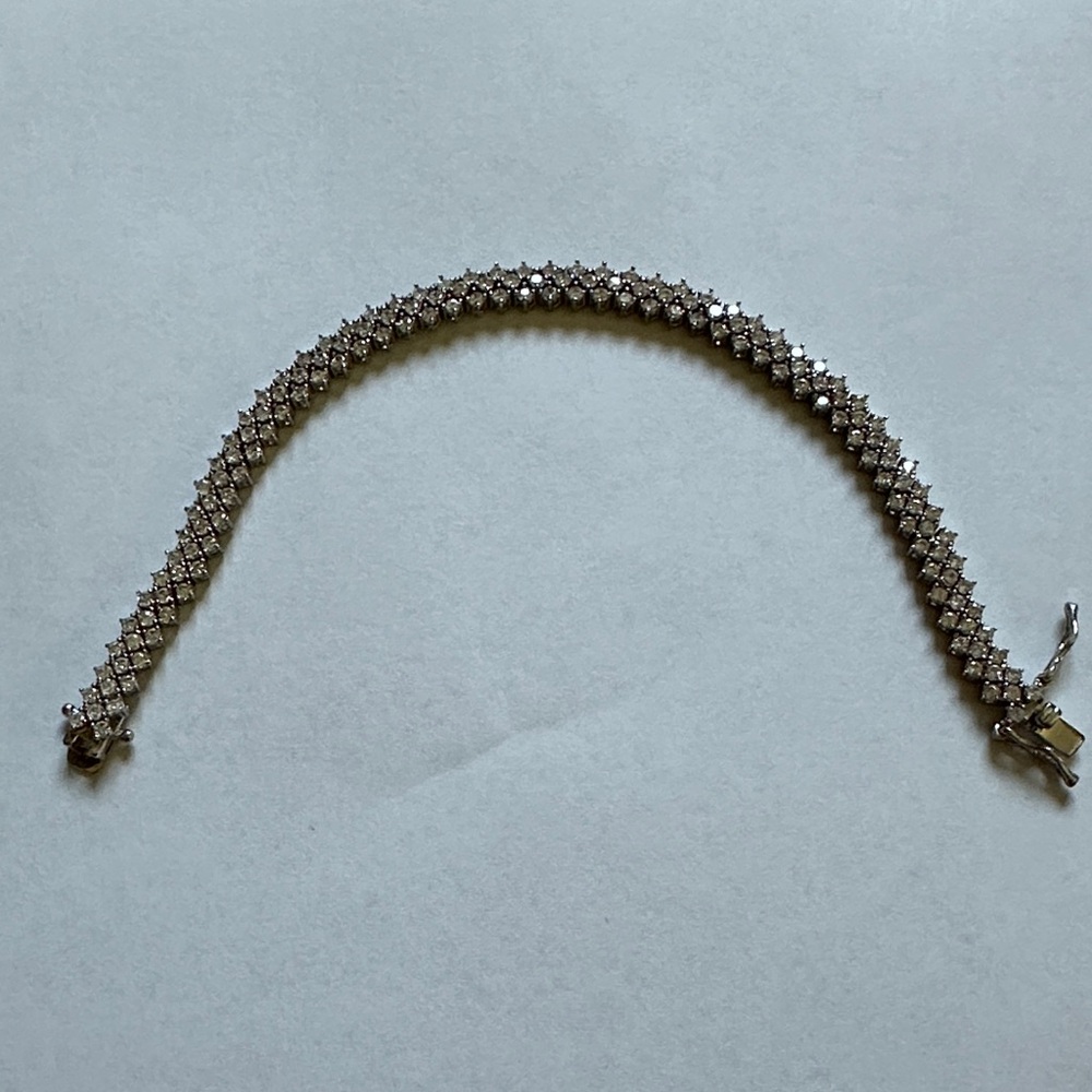 Elegant Silver Bracelet